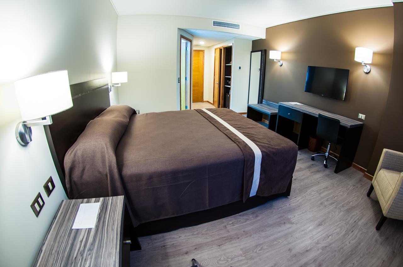 Hotel Diego De Almagro Curico Buitenkant foto